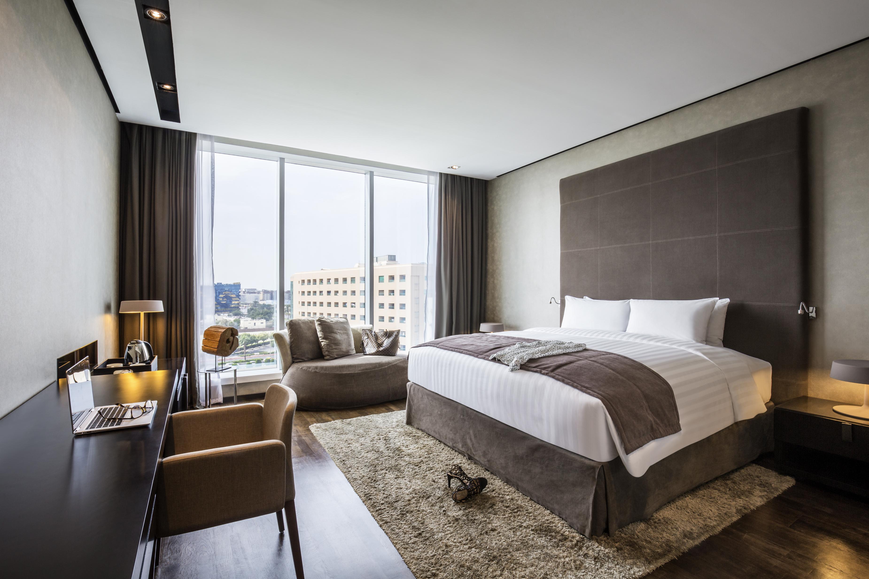 เดอะ แคนวาส โฮเต็ล ดูไบ - เอ็มแกลเลอรี Hotel ภายนอก รูปภาพ Deluxe Room