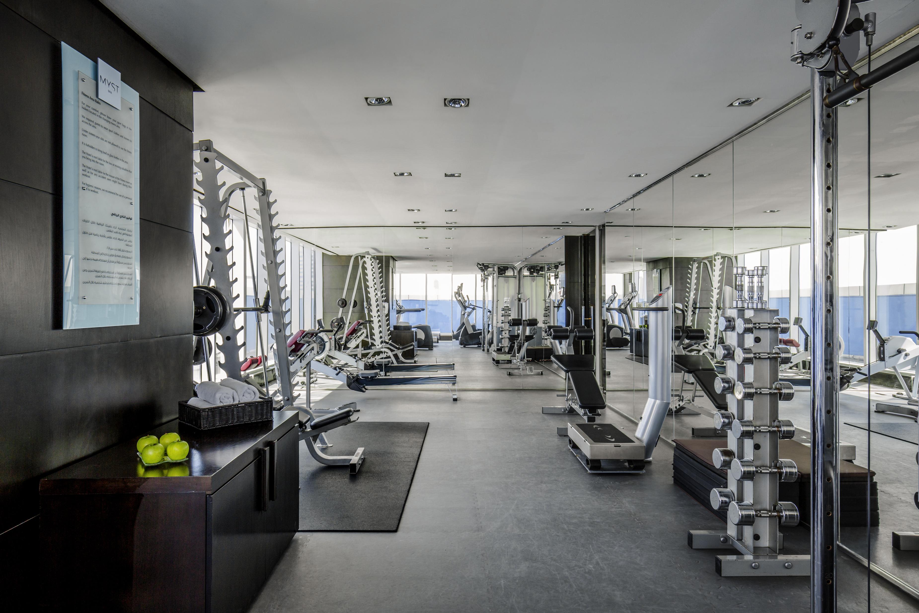 เดอะ แคนวาส โฮเต็ล ดูไบ - เอ็มแกลเลอรี Hotel ภายนอก รูปภาพ The gym at the Ritz-Carlton, DIFC