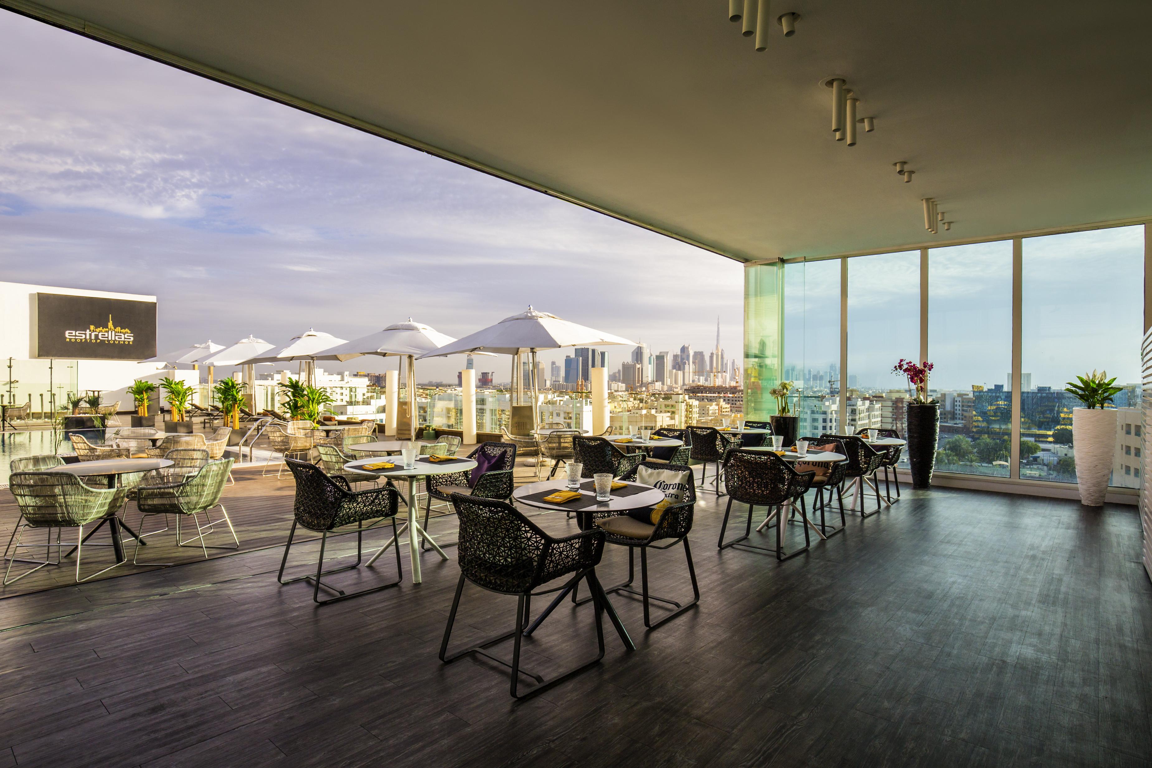 เดอะ แคนวาส โฮเต็ล ดูไบ - เอ็มแกลเลอรี Hotel ภายนอก รูปภาพ The View